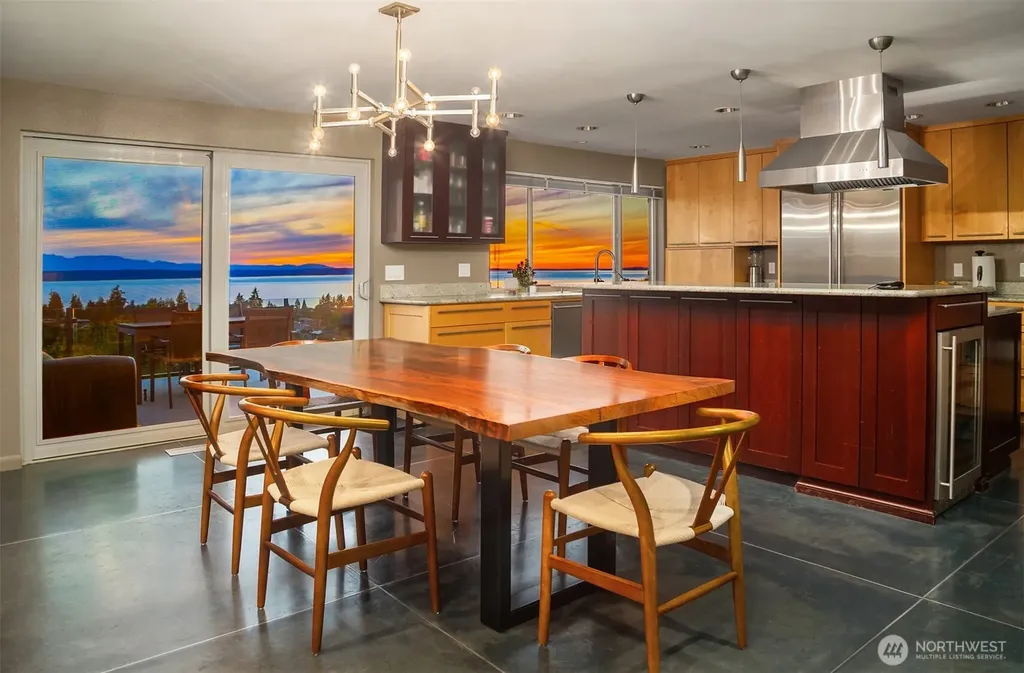 227 Highland Drive Edmonds WA 98020