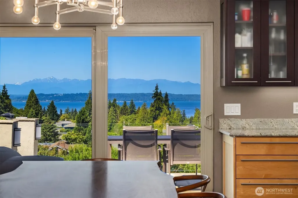 227 Highland Drive Edmonds WA 98020