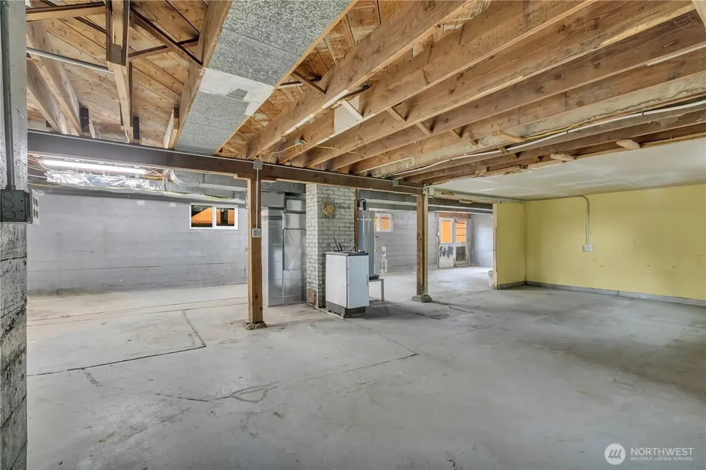 400 22 Avenue Court Milton WA 98354