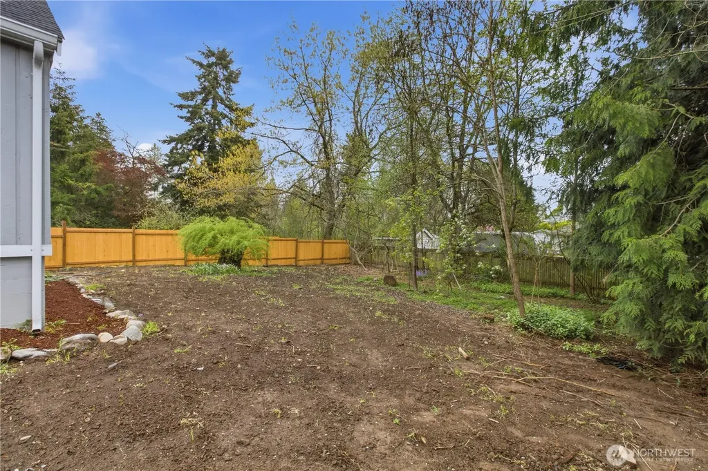 400 22 Avenue Court Milton WA 98354