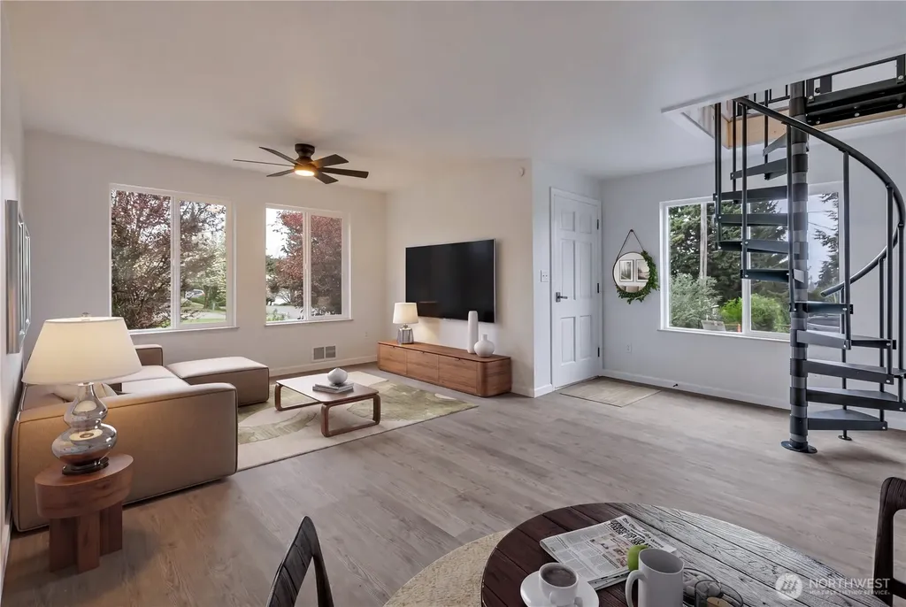 400 22 Avenue Court Milton WA 98354