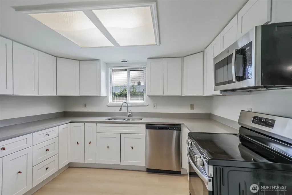 17109 20th Avenue E Spanaway WA 98387