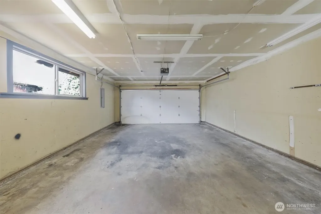 17109 20th Avenue E Spanaway WA 98387