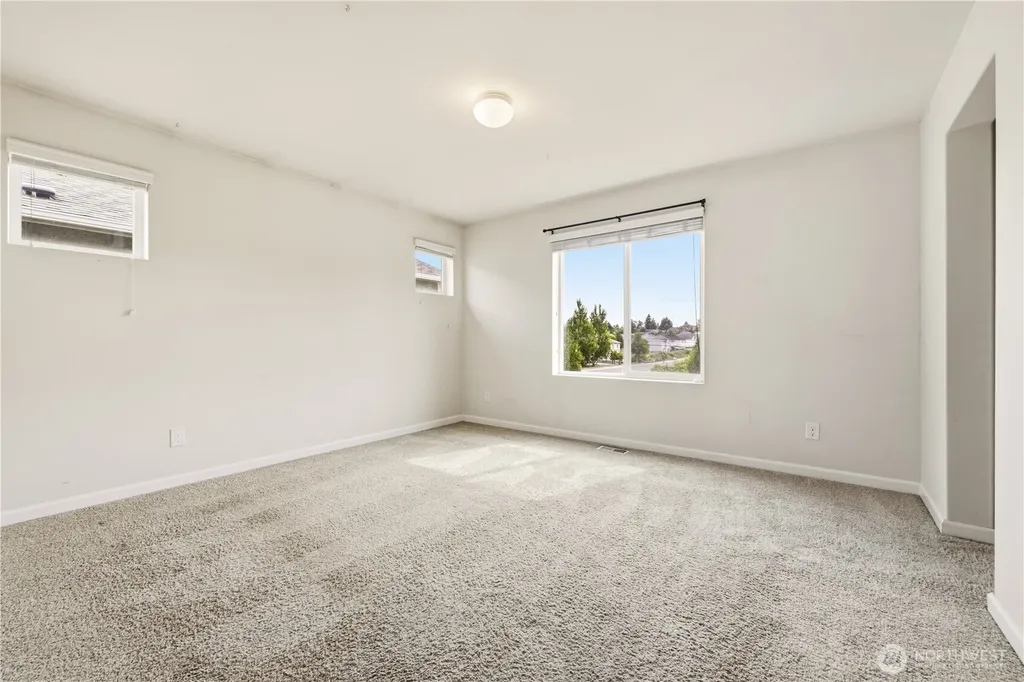 19419 21st Ave Ct E Spanaway WA 98387