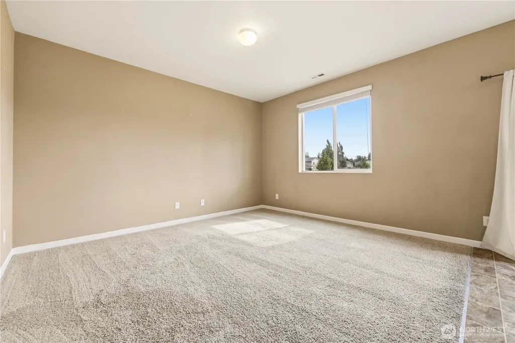 19419 21st Ave Ct E Spanaway WA 98387