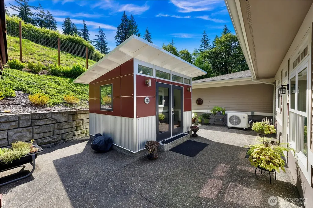 1560 Rocky Road Bellingham WA 98226