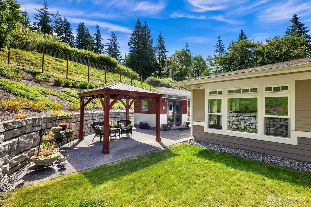 1560 Rocky Road Bellingham WA 98226