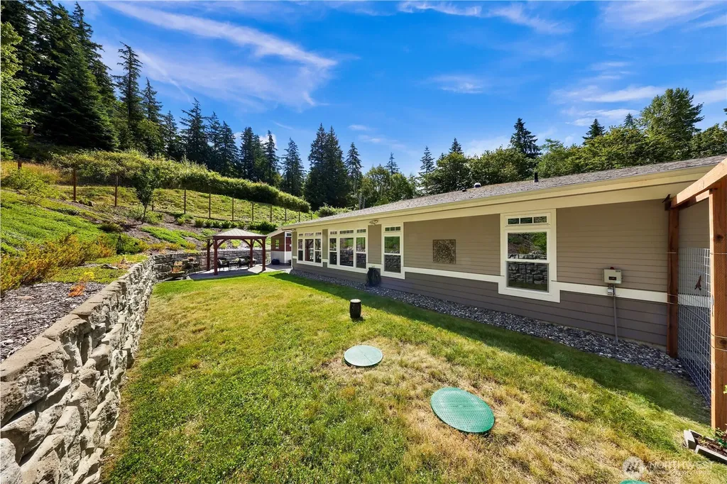 1560 Rocky Road Bellingham WA 98226