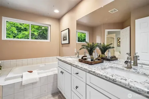 3433 S 280th Street Auburn WA 98001