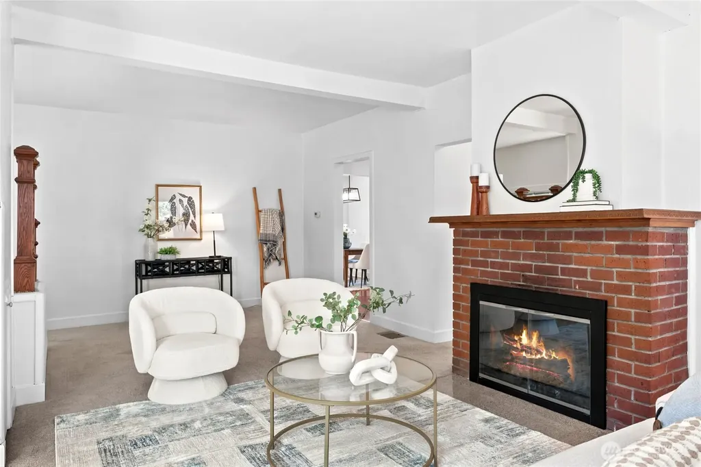 3015 Walnut Avenue SW Seattle WA 98116