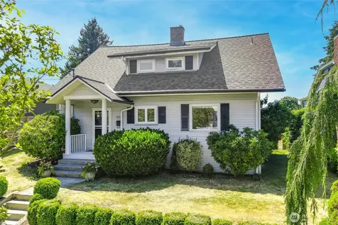 3015 Walnut Avenue SW Seattle WA 98116