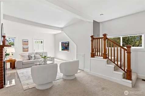 3015 Walnut Avenue SW Seattle WA 98116