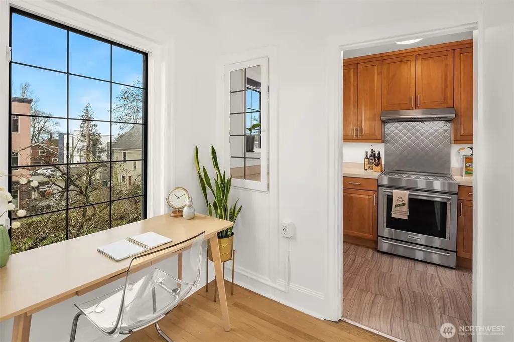 1101 17th Avenue Seattle WA 98122