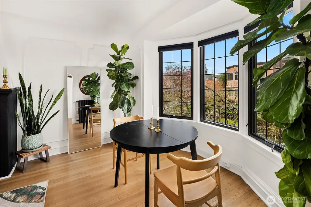 1101 17th Avenue Seattle WA 98122