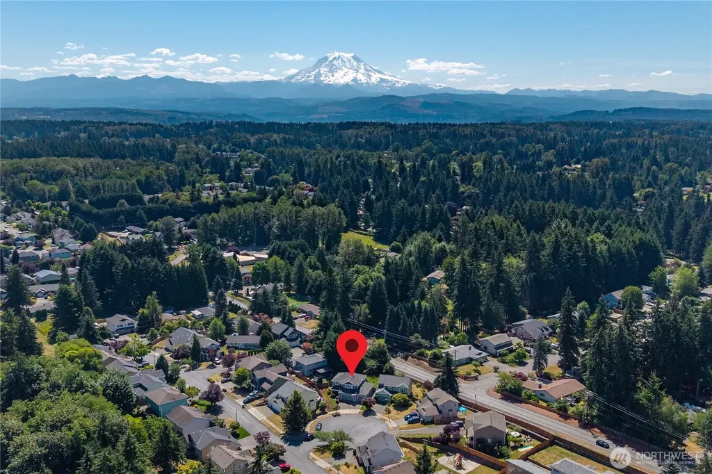 13511 110th Avenue Ct E Puyallup WA 98374