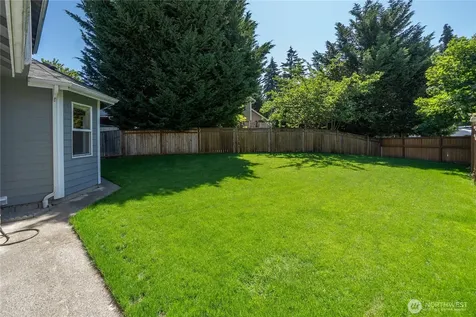 13511 110th Avenue Ct E Puyallup WA 98374