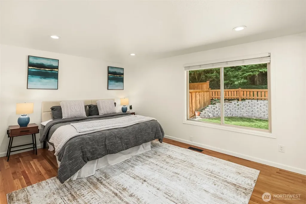 10922 80th Place NE Kirkland WA 98034
