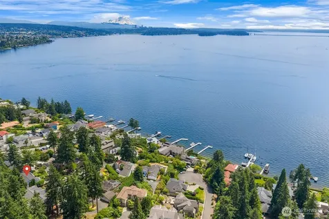 10922 80th Place NE Kirkland WA 98034