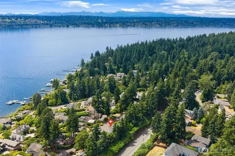 10922 80th Place NE Kirkland WA 98034