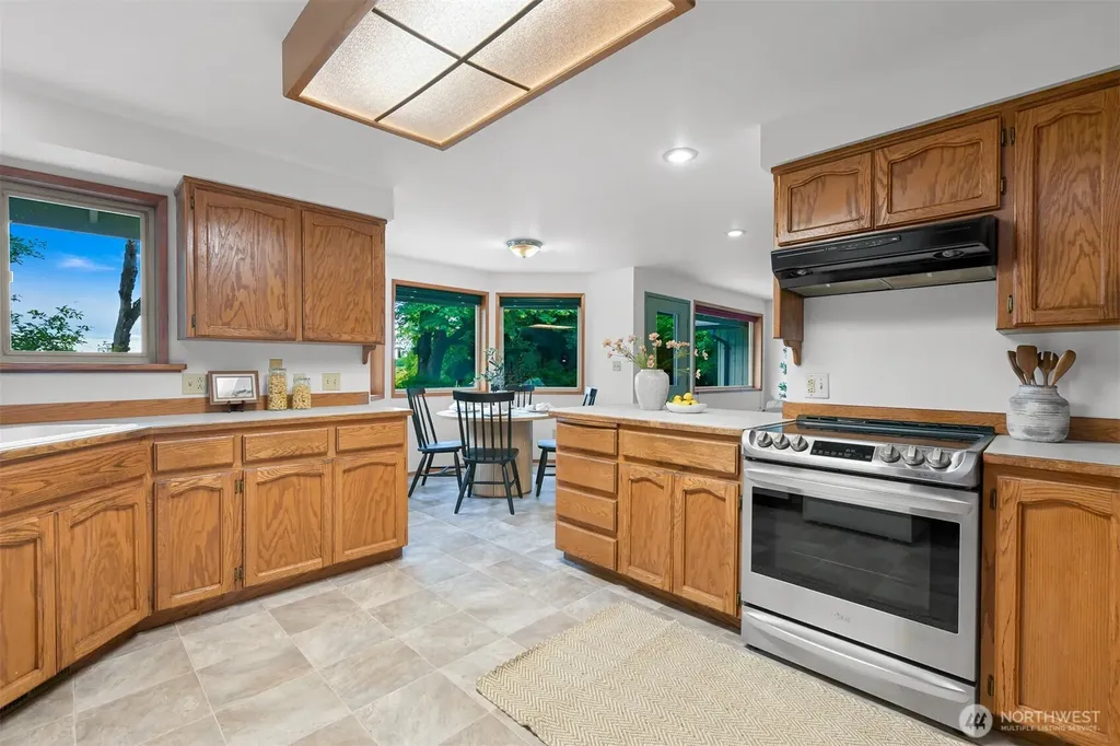 5028 Aldrich Road Bellingham WA 98226