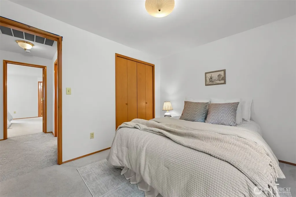 5028 Aldrich Road Bellingham WA 98226