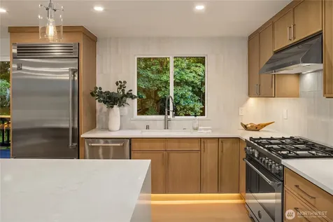 22029 49th Avenue SE Bothell WA 98021
