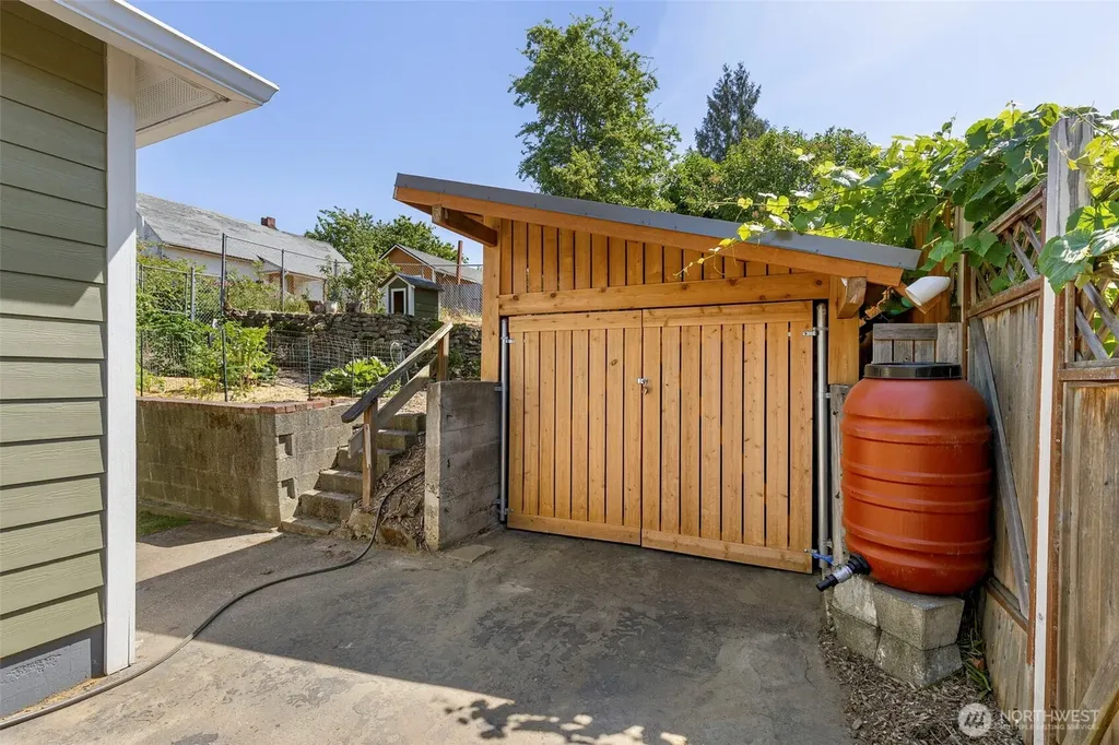 914 Mckenzie Avenue Bremerton WA 98337