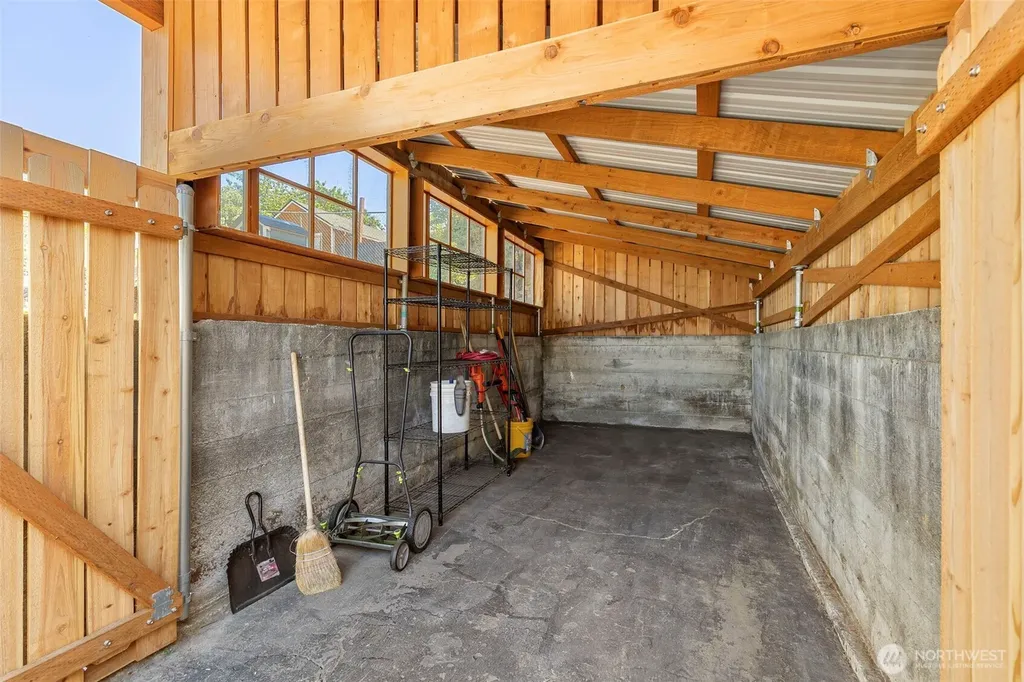 914 Mckenzie Avenue Bremerton WA 98337