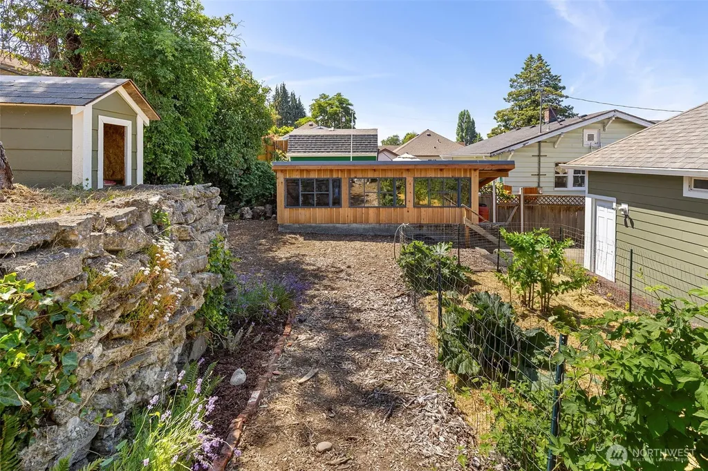 914 Mckenzie Avenue Bremerton WA 98337