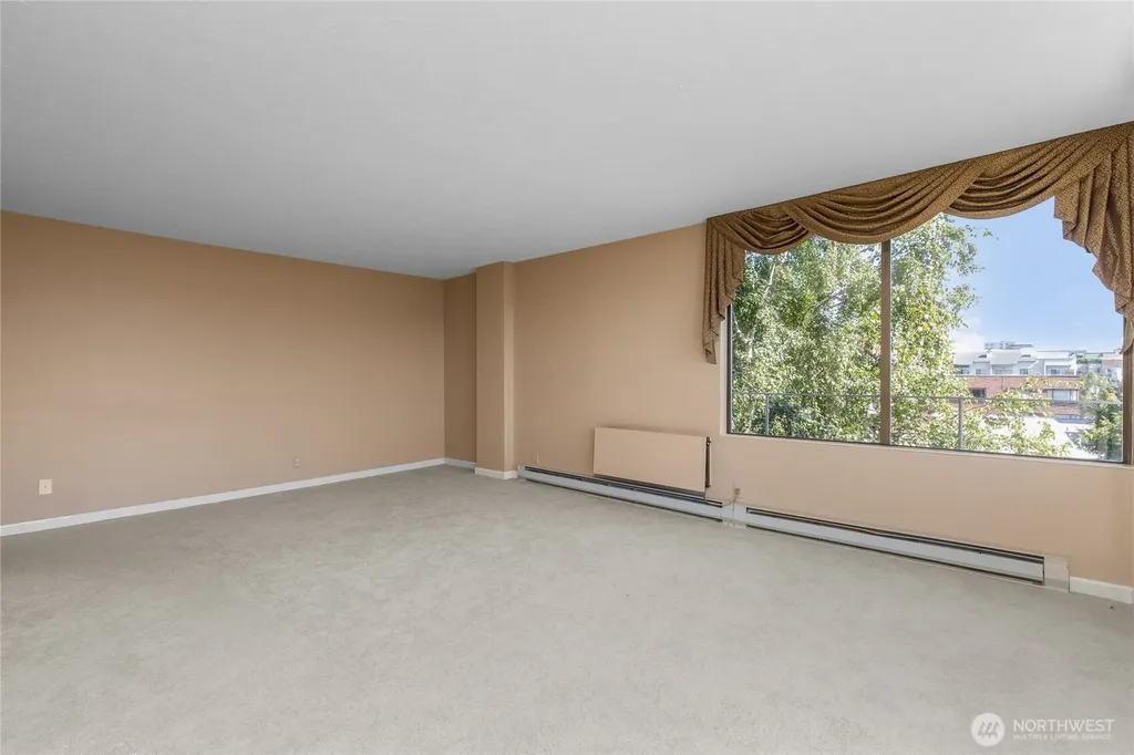 521 5th Avenue Seattle WA 98119