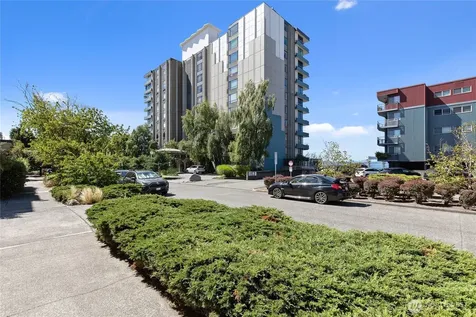 521 5th Avenue Seattle WA 98119