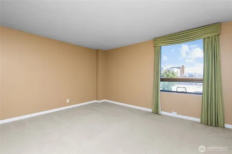 521 5th Avenue Seattle WA 98119