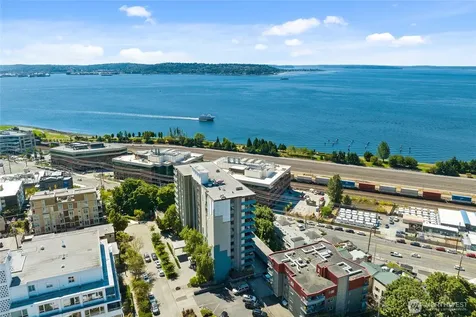 521 5th Avenue Seattle WA 98119