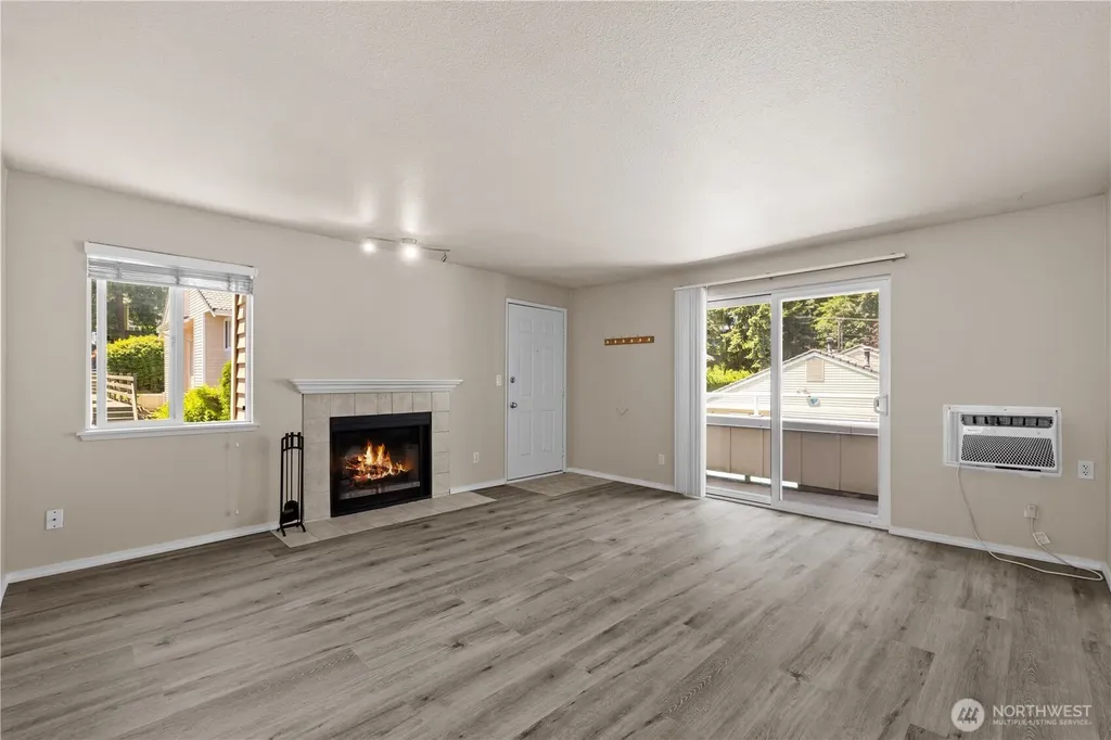 21303 52nd Avenue W Mountlake Terrace WA 98043