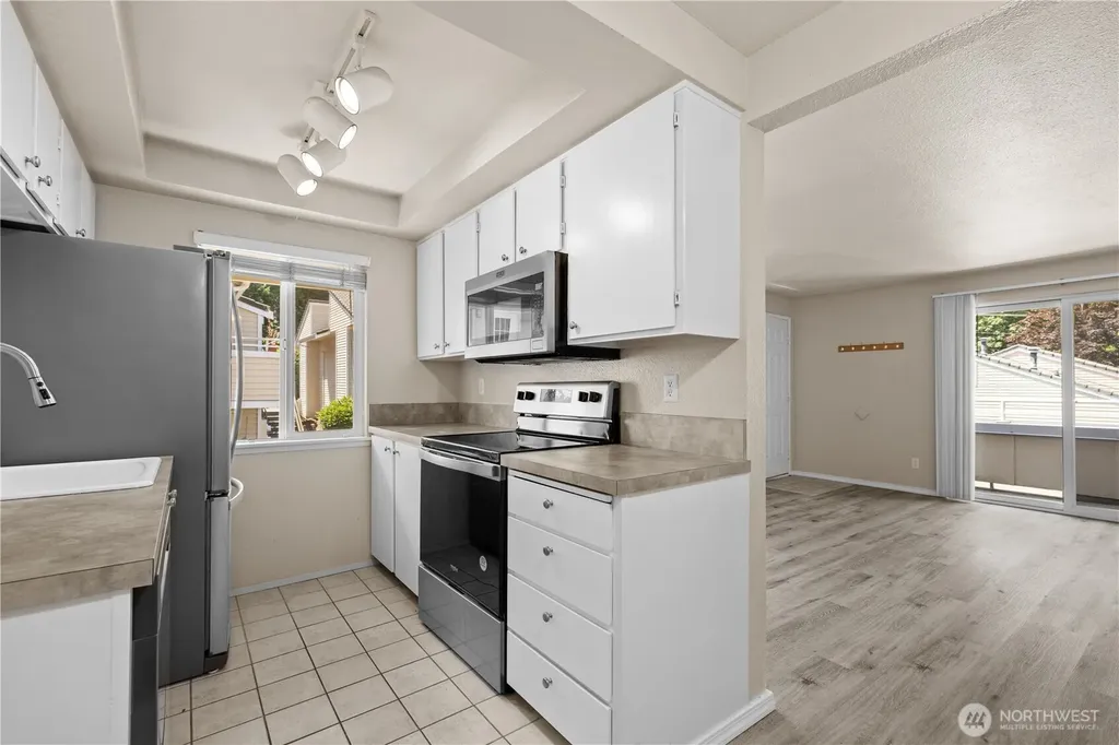 21303 52nd Avenue W Mountlake Terrace WA 98043