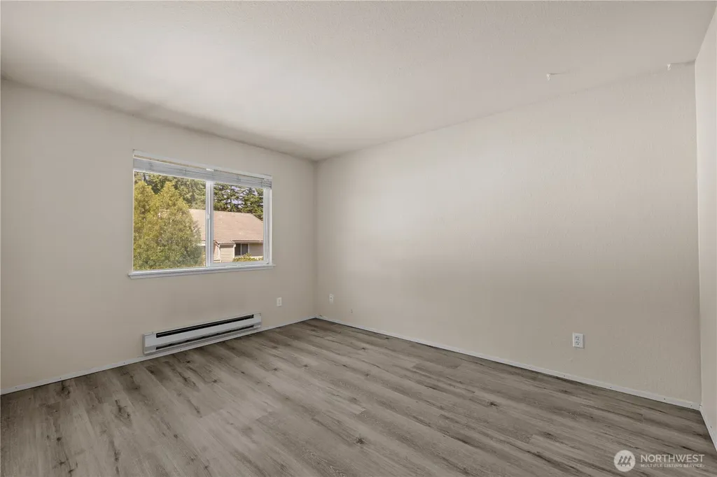 21303 52nd Avenue W Mountlake Terrace WA 98043