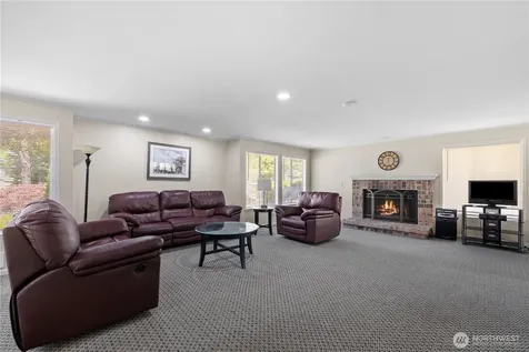 21303 52nd Avenue W Mountlake Terrace WA 98043