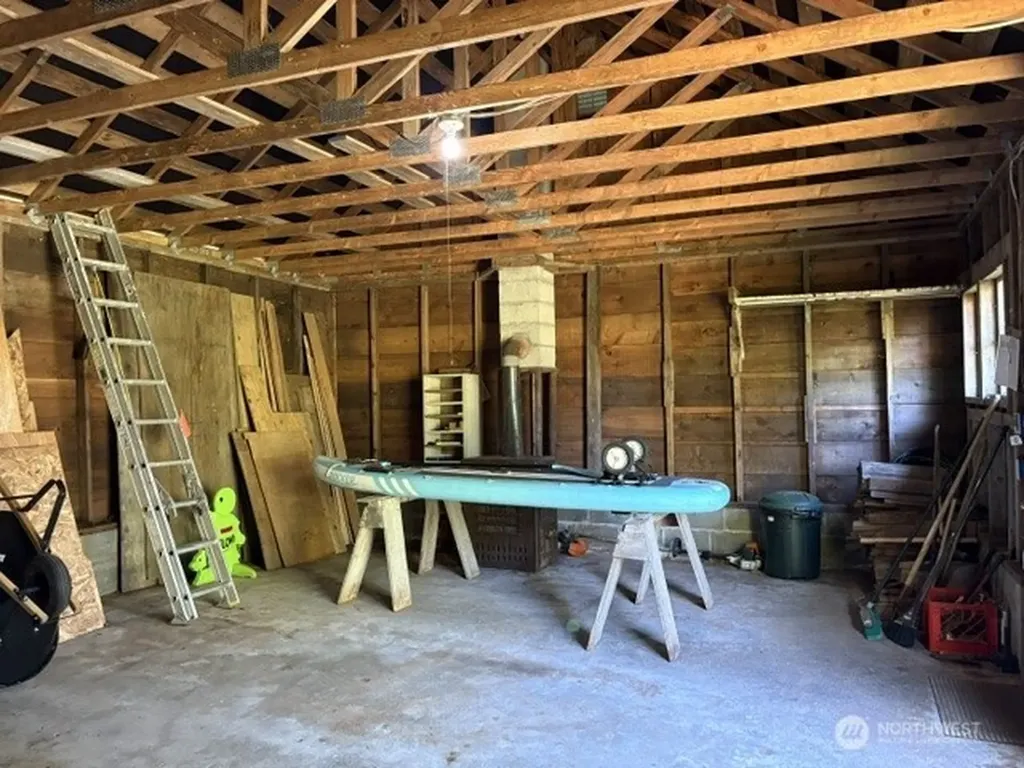 478 South Shore Road Quinault WA 98575