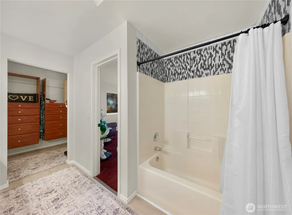 31528 W Lake Ketchum Road Stanwood WA 98292