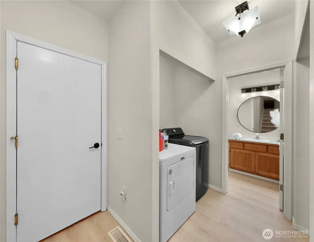 31528 W Lake Ketchum Road Stanwood WA 98292