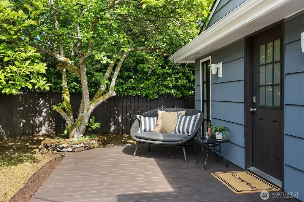 303 NW 117th Street Seattle WA 98177