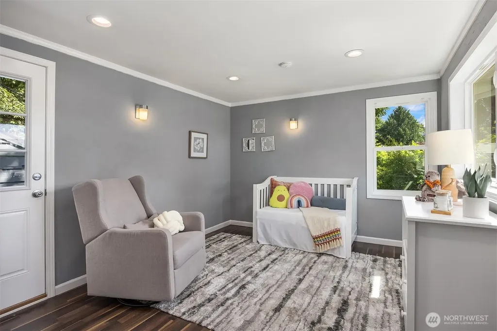 303 NW 117th Street Seattle WA 98177