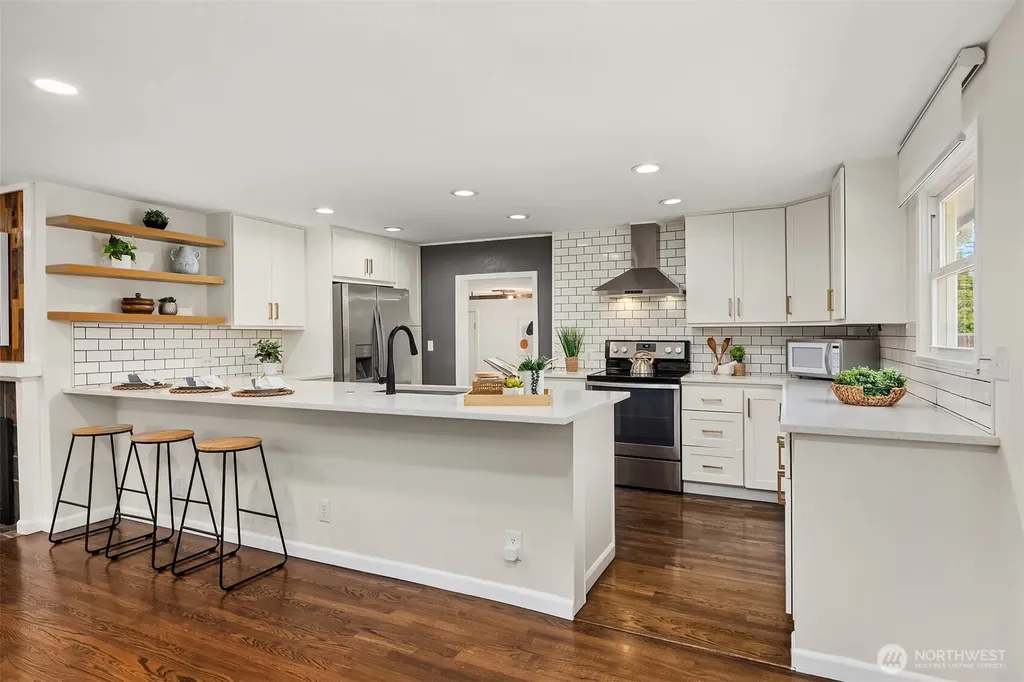 303 NW 117th Street Seattle WA 98177