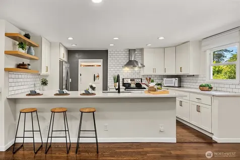 303 NW 117th Street Seattle WA 98177