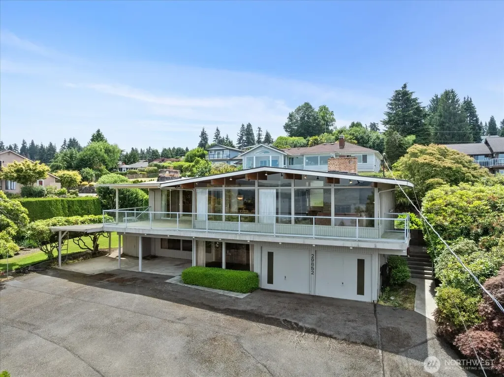 29852 Marine View Drive SW Federal Way WA 98023