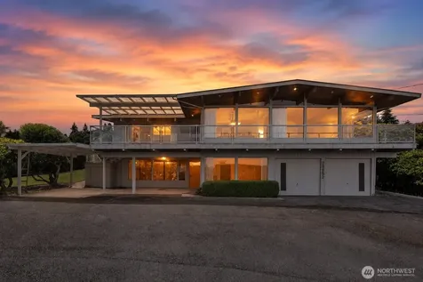 29852 Marine View Drive SW Federal Way WA 98023