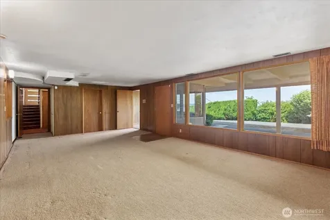 29852 Marine View Drive SW Federal Way WA 98023