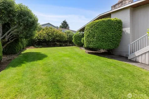 29852 Marine View Drive SW Federal Way WA 98023