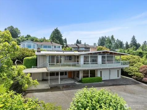 29852 Marine View Drive SW Federal Way WA 98023