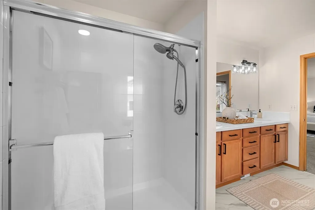 30 79th Drive NE Lake Stevens WA 98258